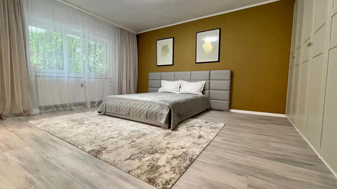 Start Apartments 1 Bükreş 0*,  Romanya